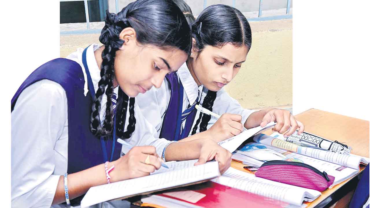 ఆత్మవిశ్వాసంతో ఒత్తిడి దూరం