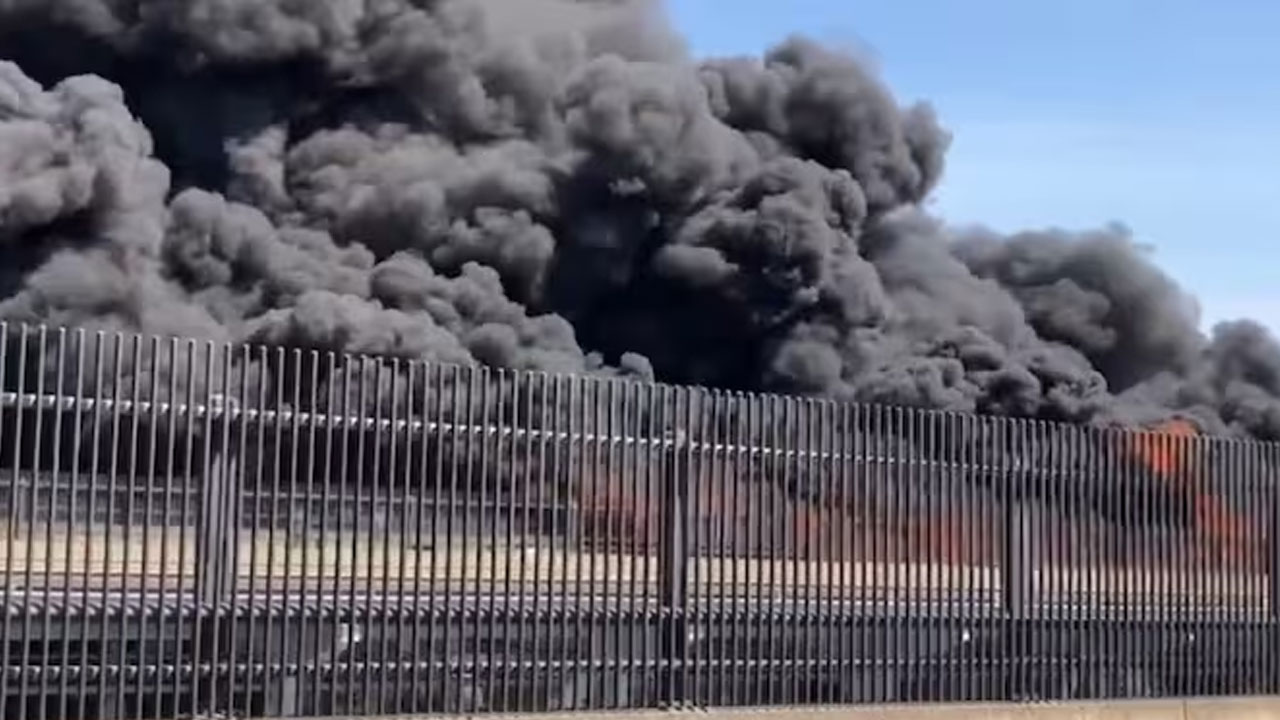 Fuel Tanker: లండ‌న్ బ్రిడ్జ్‌పై పేలిన ఇంధ‌న ట్యాంక‌ర్‌.. వీడియో