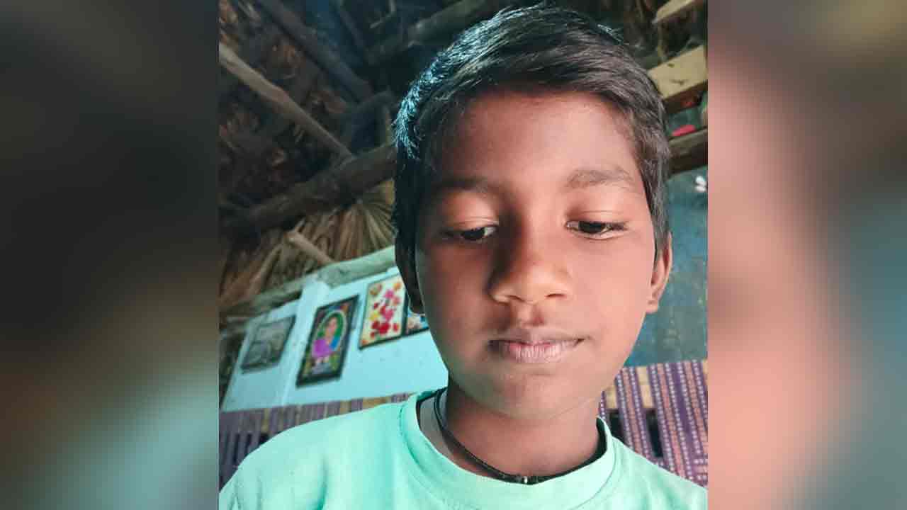 బాలుడిని చిదిమేసిన ట్రాక్టర్‌