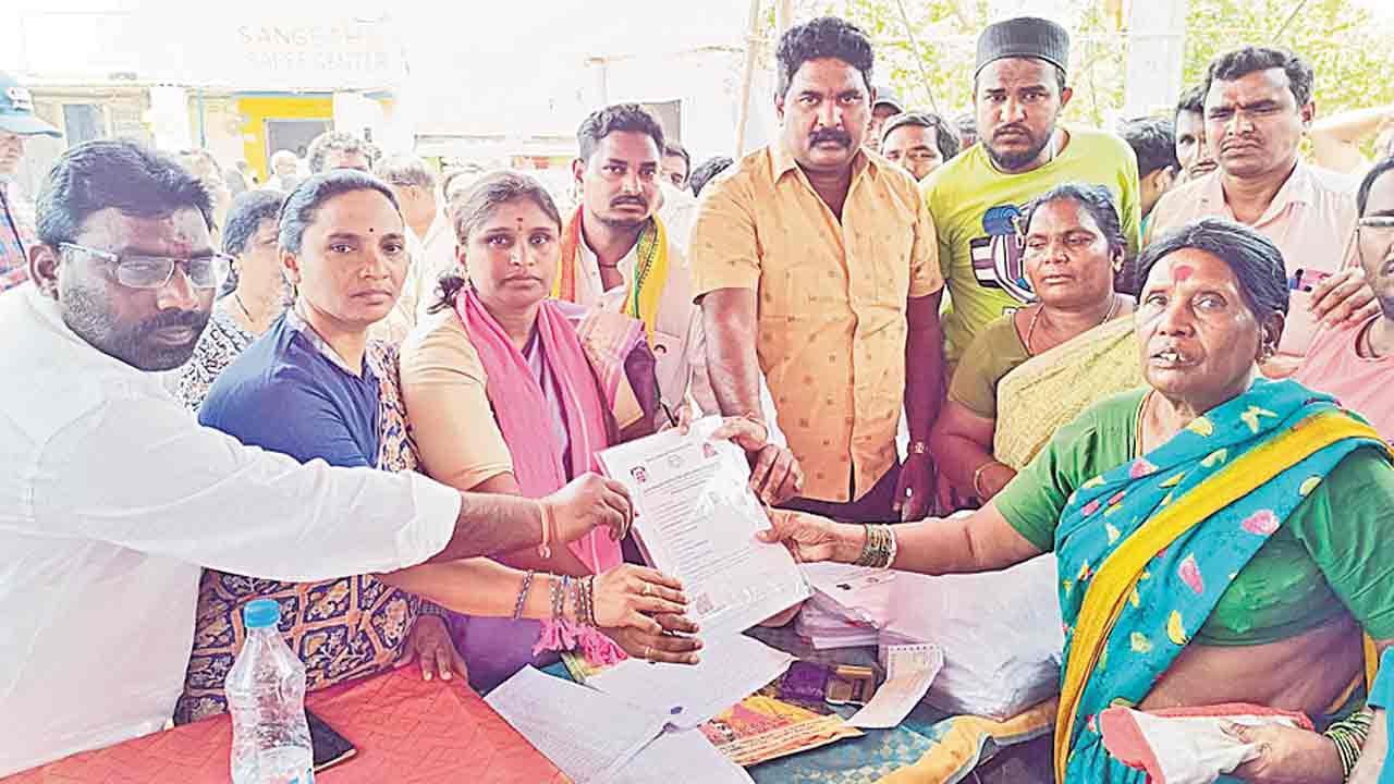 ఇరవై ఏండ్ల కల నిజమైంది..