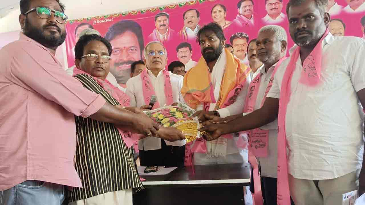 కార్మికులకు అండగా నిలుస్తాం