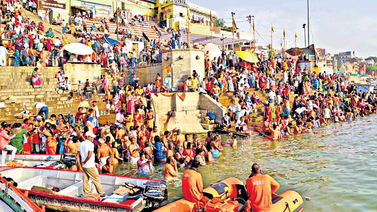 గంగా తీరం.. పుష్కర శోభితం