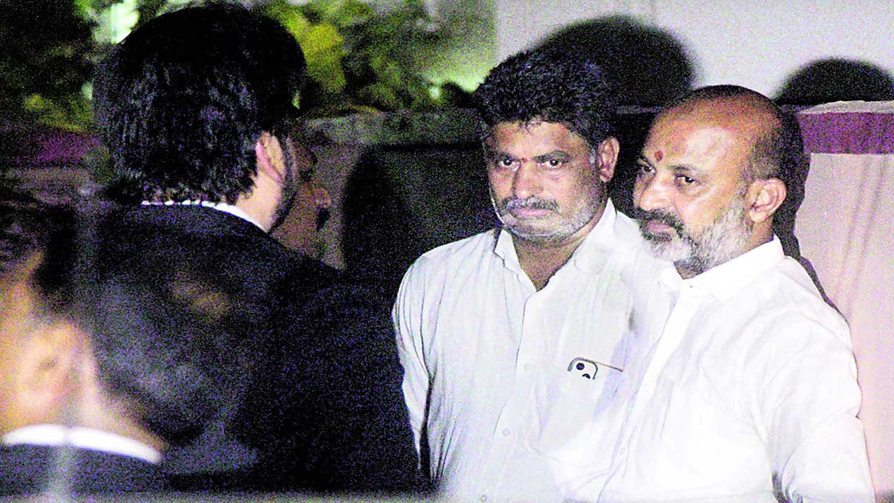 బండి సంజయ్‌.. ఇదేం బుద్ధి?