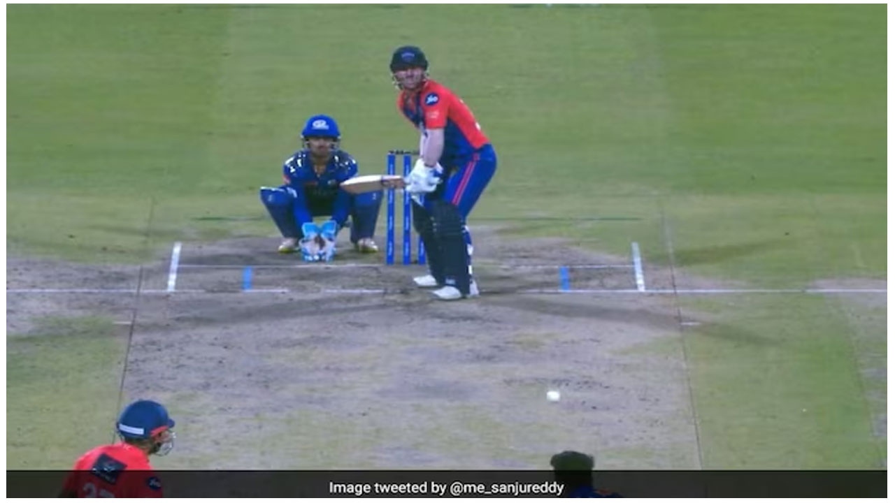 David Warner: డేవిడ్ వార్న‌ర్ రైట్‌హ్యాండ్ బ్యాటింగ్‌.. ఏం జ‌రిగిందో చూడండి.. వీడియో