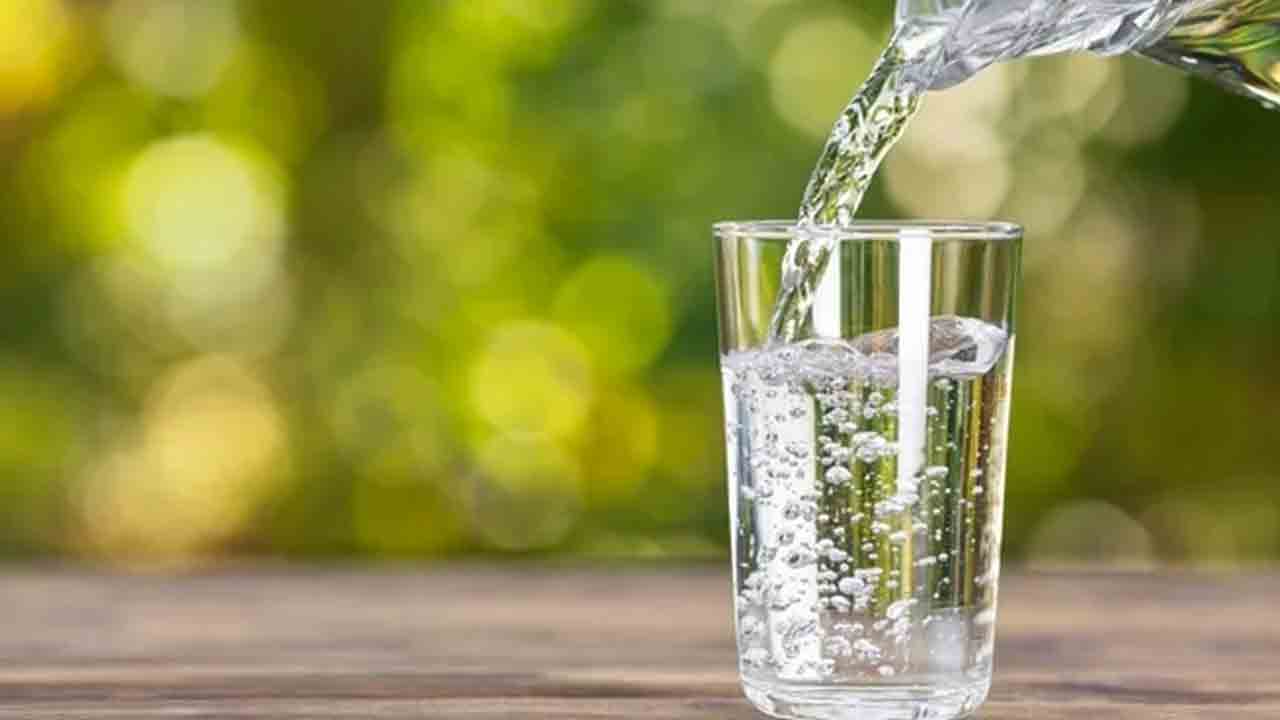 Water | గ్రేట‌ర్ హైద‌రాబాద్‌లోని హోటళ్లు, రెస్టారెంట్లలో తాగునీరు ఉచితంగా ఇవ్వాల్సిందే.. ప్రభుత్వం కీలక ఆదేశాలు