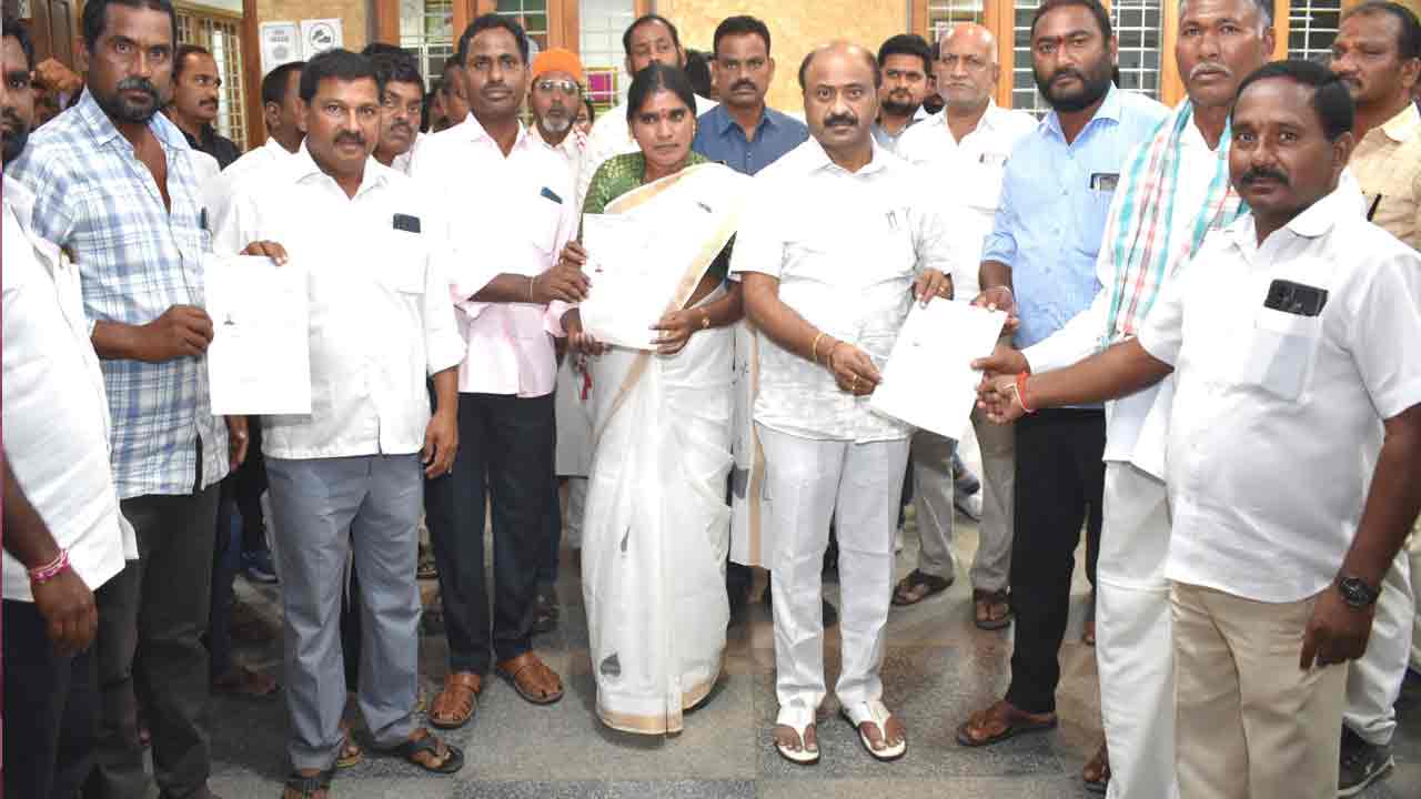 గడప గడపకూ సంక్షేమ పథకాలు