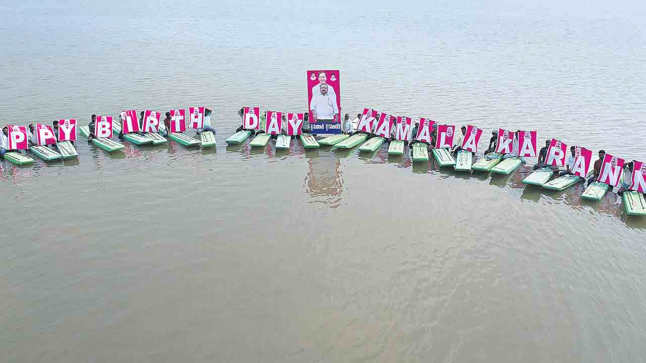 వినూత్నంగా గంగుల పుట్టినరోజు వేడుకలు