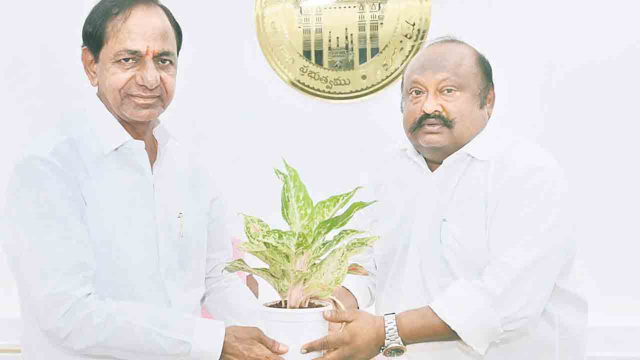 గంగులకు సీఎం కేసీఆర్‌ ఆశీర్వాదం