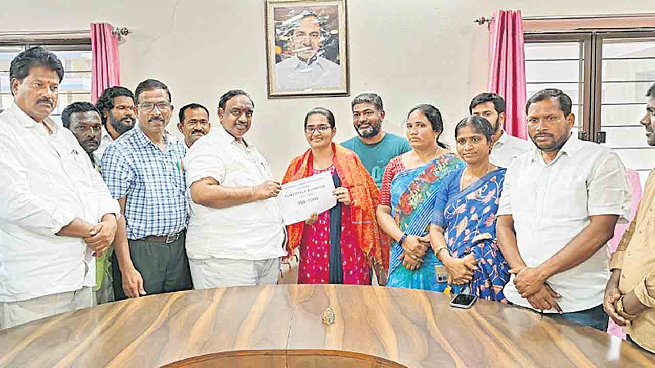 ప్రభుత్వ కళాశాలల్లోనే నాణ్యమైన విద్య