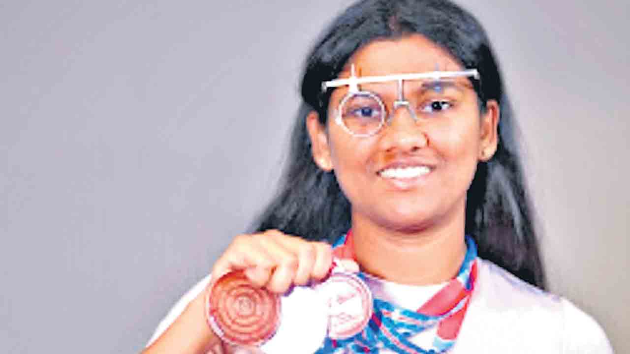  షూటింగ్‌ ప్రపంచకప్‌లో మనోళ్లు  