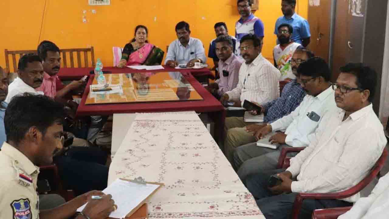 క్రీడాపోటీలకు పటిష్ట ఏర్పాట్లు చేయండి