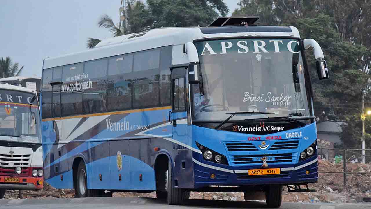 ఒకే టికెట్‌పై రెండు బస్సుల్లో ప్రయాణం