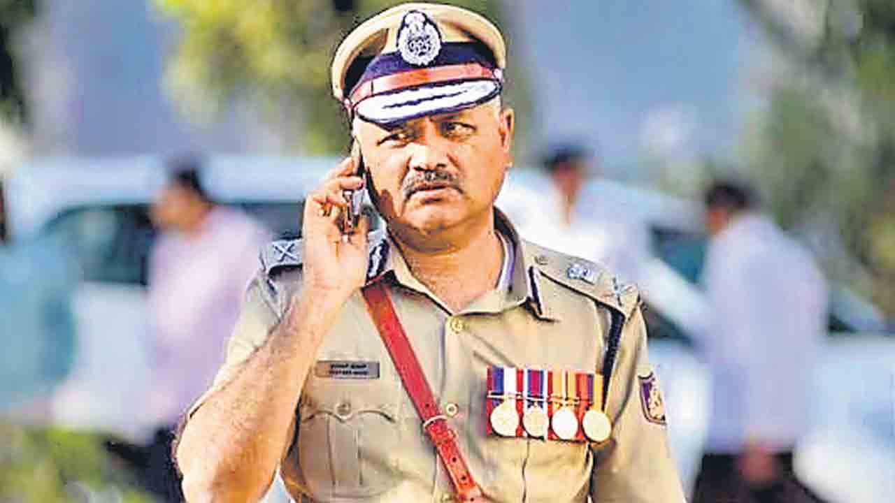 CBI Chief | ప్రతిపక్షాలను టార్గెట్‌ చేయడానికే సీబీఐ డైరెక్టర్‌గా ప్రవీణ్‌ ?