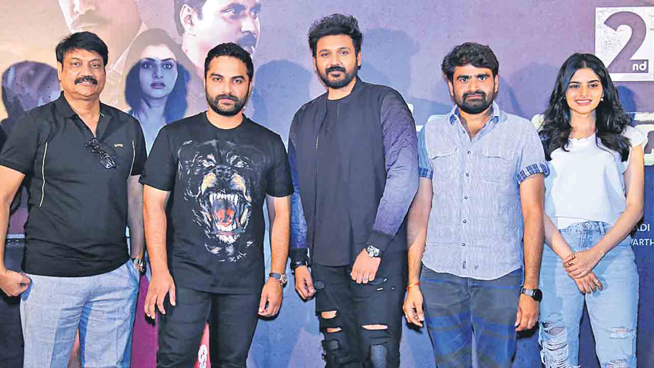 ఐఫోన్‌ కోసం తంటాలు