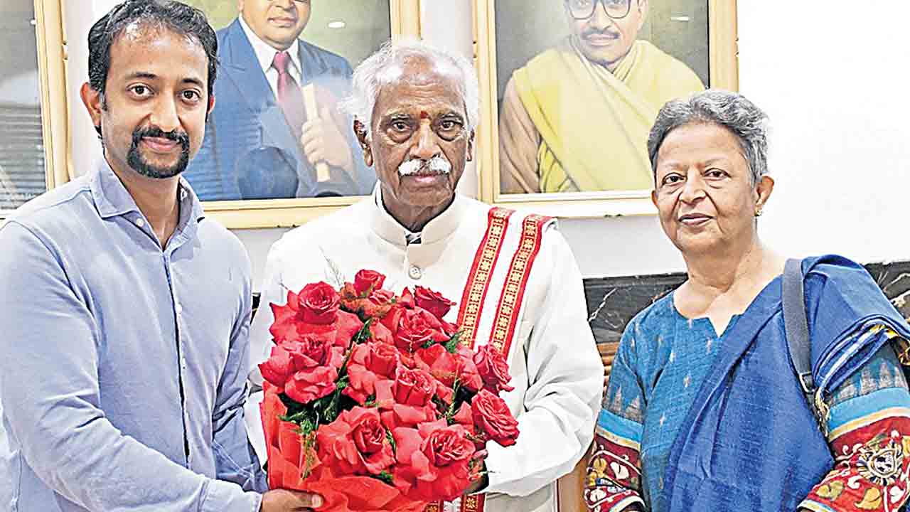 త్వరలో దివంగత నేత మల్లికార్జున్‌ విగ్రహావిష్కరణ