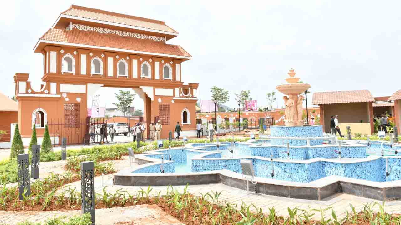 పాలమూరుకు ప్రగతి ప్రదాత