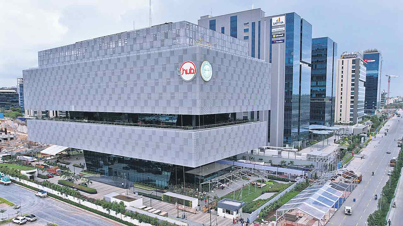 ఎమర్జింగ్‌ టెక్నాలజీకి పెద్దపీట