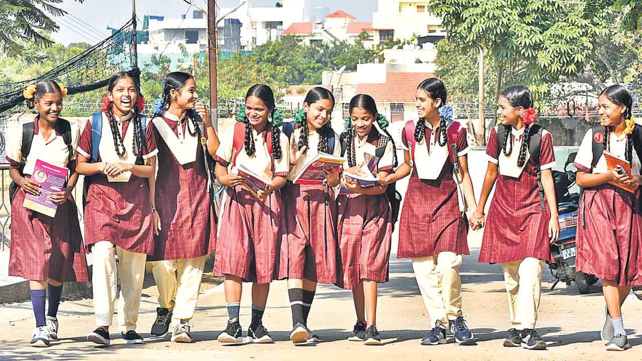 Tholimettu |  నాణ్యమైన విద్యకు ‘తొలిమెట్టు’