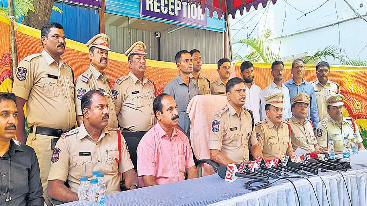 అద్దె ఇంటికే కన్నం..