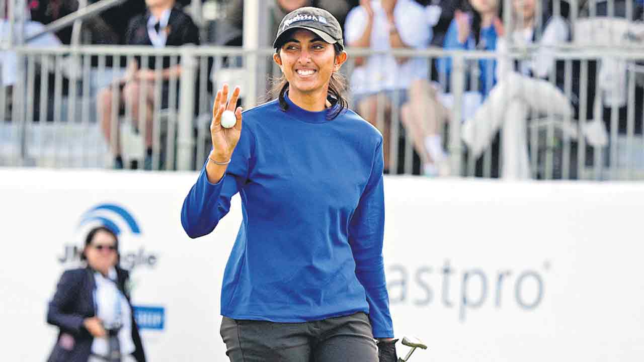 అదితి అదుర్స్‌