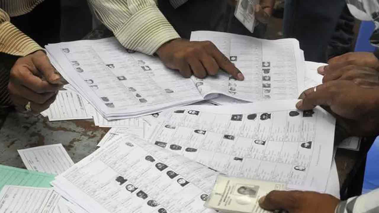 అక్టోబర్‌ 4న తుది ఓటర్ల జాబితా