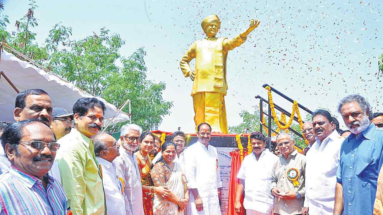 ఎన్టీఆర్‌ అందరివాడు