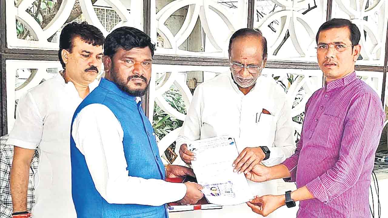 పార్లమెంట్‌కు అంబేదర్‌ పేరు పెట్టాల్సిందే..