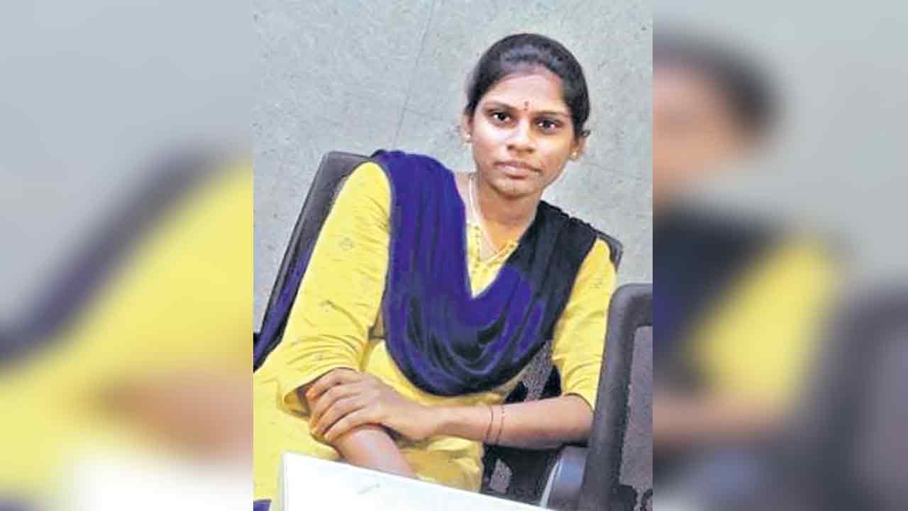 మొన్ననే నిశ్చితార్థం.. అంతలోనే ఆత్మహత్య