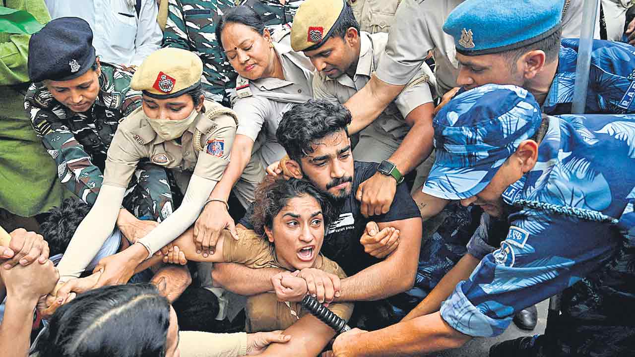 మల్లయోధుల మహా వేదన