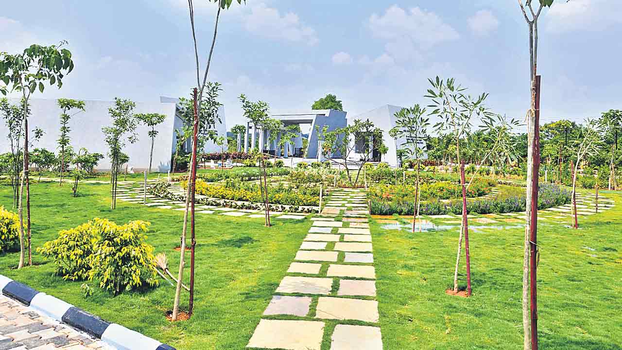 హైటెక్ వైకుంఠధామం