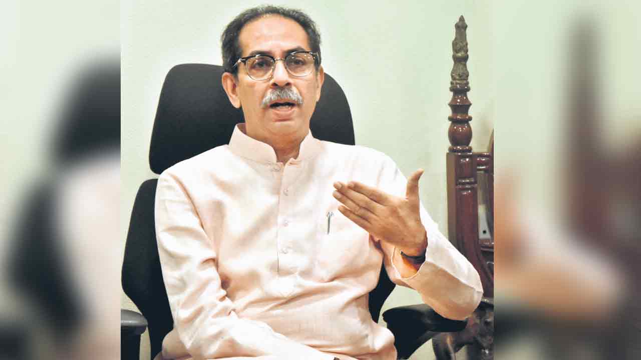 దమ్ముంటే అసెంబ్లీ ఎన్నికలు పెట్టండి: ఠాక్రే