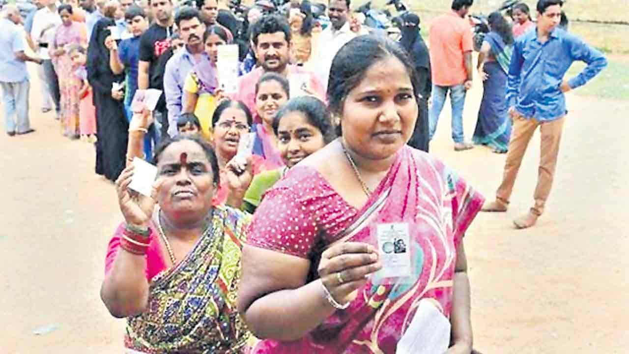 విభజన రాజకీయాలిక చెల్లవు