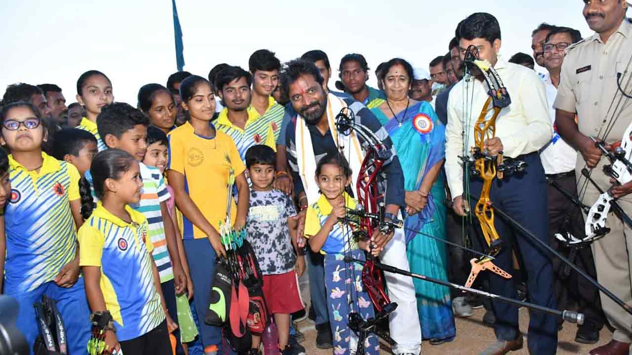 క్రీడల అభివృద్ధికి పెద్దపీట