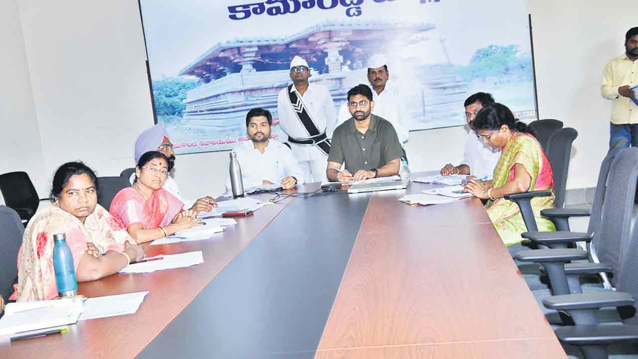 అన్ని నియోజకవర్గ కేంద్రాల్లో కేసీఆర్‌ న్యూట్రిషన్‌ కిట్ల పంపిణీ