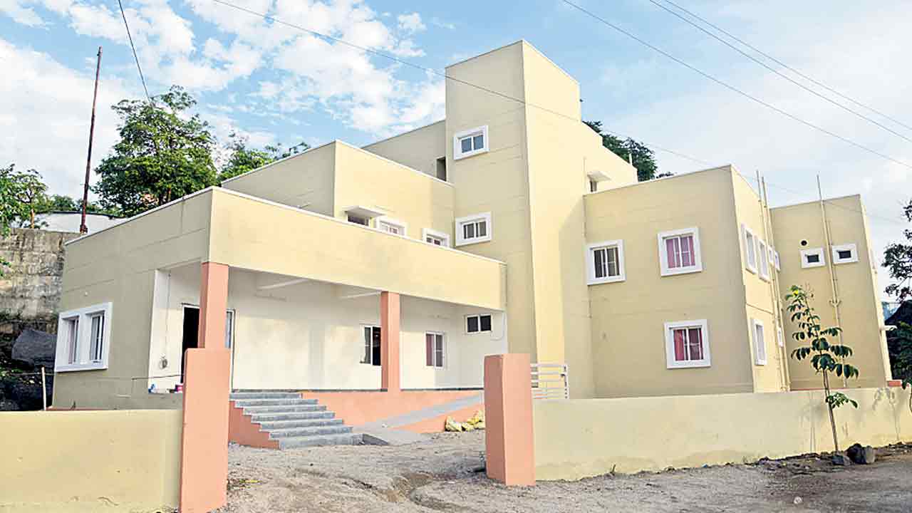 నిమ్న వర్గాల సాధికారతే లక్ష్యం