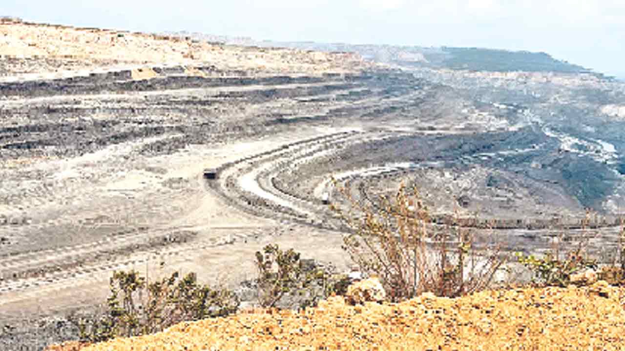 ఉత్పత్తిలో రారాజు జేవీఆర్‌ ఓసీ