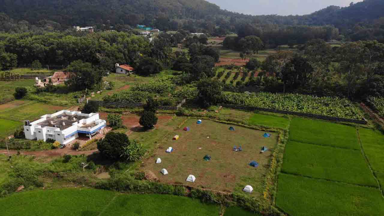 Farm House | ఎకరం స్థలంలో.. మధ్యన ఫామ్‌హౌస్‌ కట్టుకోవచ్చా?