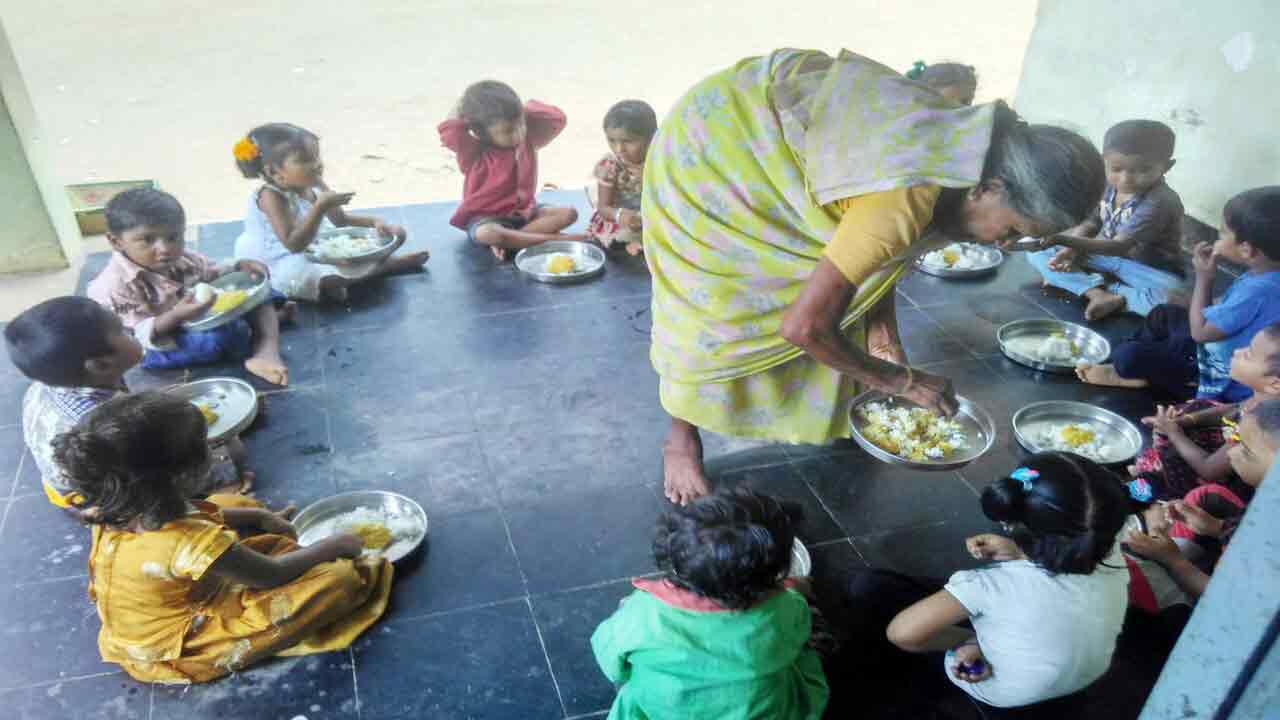 అంగన్‌వాడీలకు సన్నబియ్యం