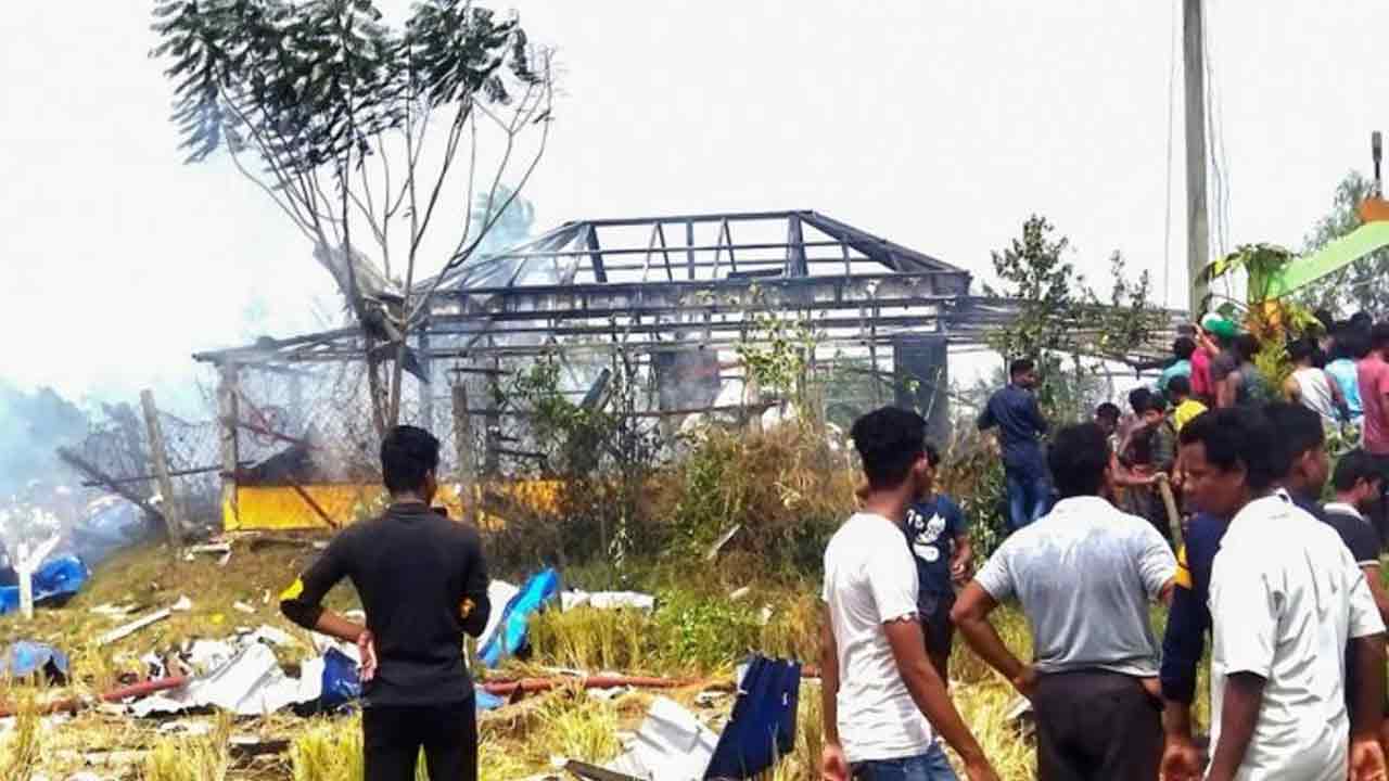 బాణసంచా యూనిట్‌లో పేలుడు