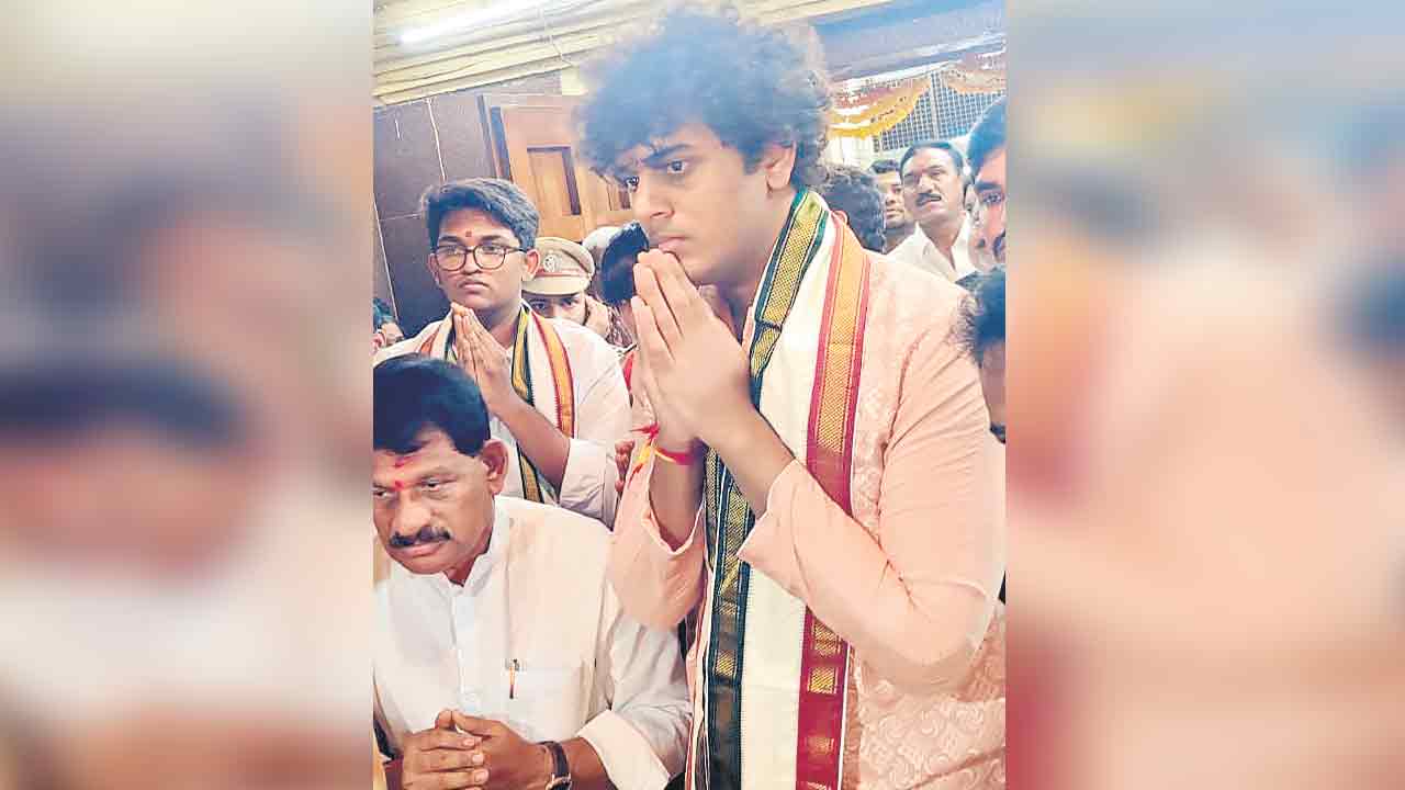 బాసరలో హిమాన్షు