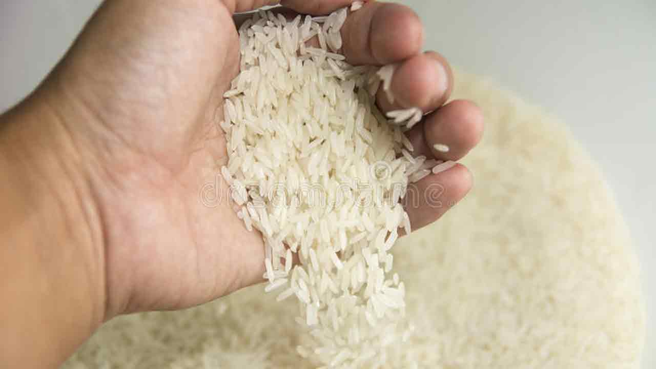 బియ్యం ఎగ్గొట్టిన మిల్లర్లకు పెనాల్టీ