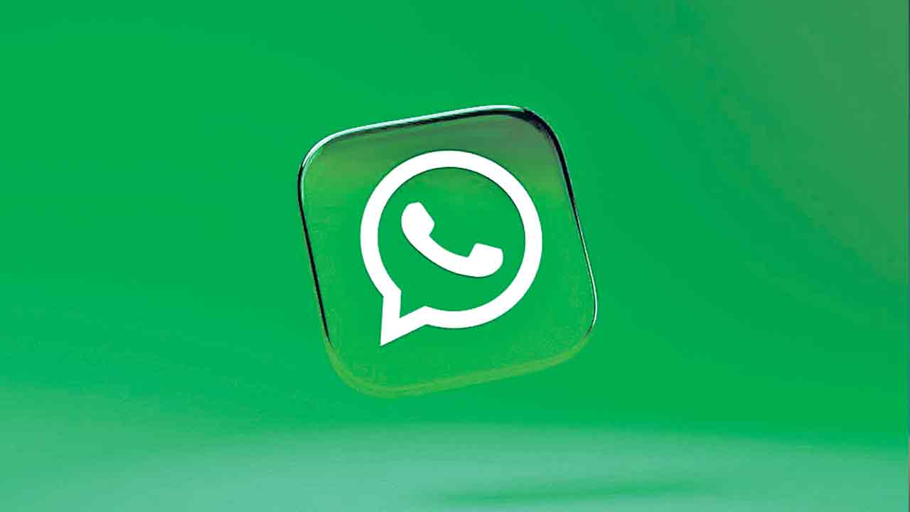 వాట్సాప్‌లోనే స్టిక్కర్లు చేయొచ్చు