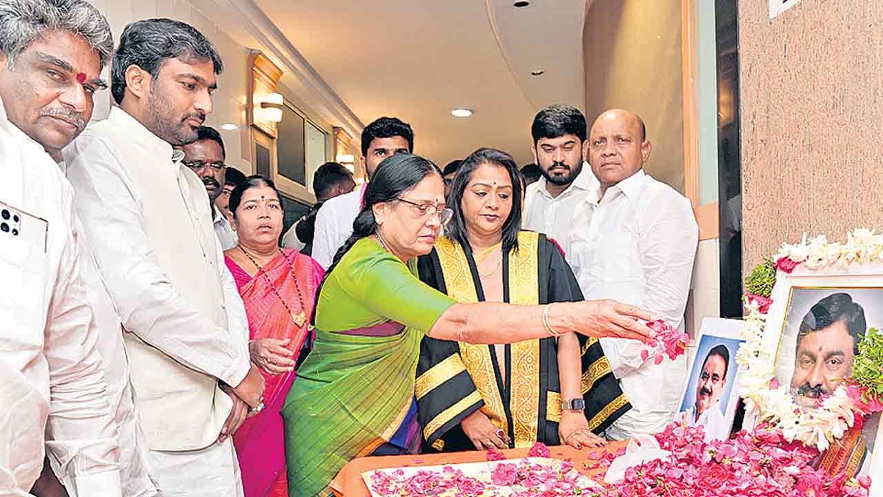 జీహెచ్‌ఎంసీ కౌన్సిల్‌ సమావేశం వాయిదా