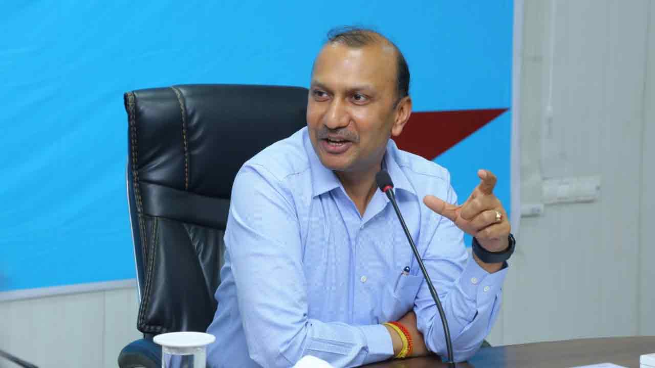 ఫలితాలపై తప్పుడు ప్రకటనలు ఇస్తే భారీ జరిమానా విధిస్తాం