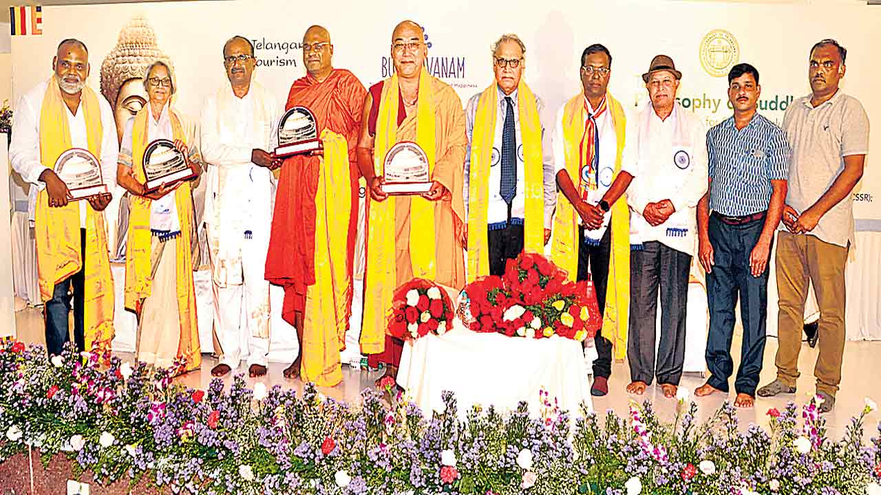 బౌద్ధ ధర్మమే ప్రపంచానికి దిక్సూచి