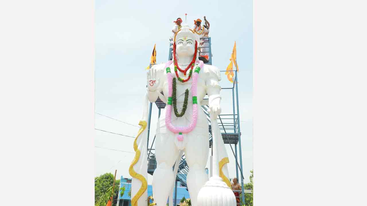 జై హనుమా..