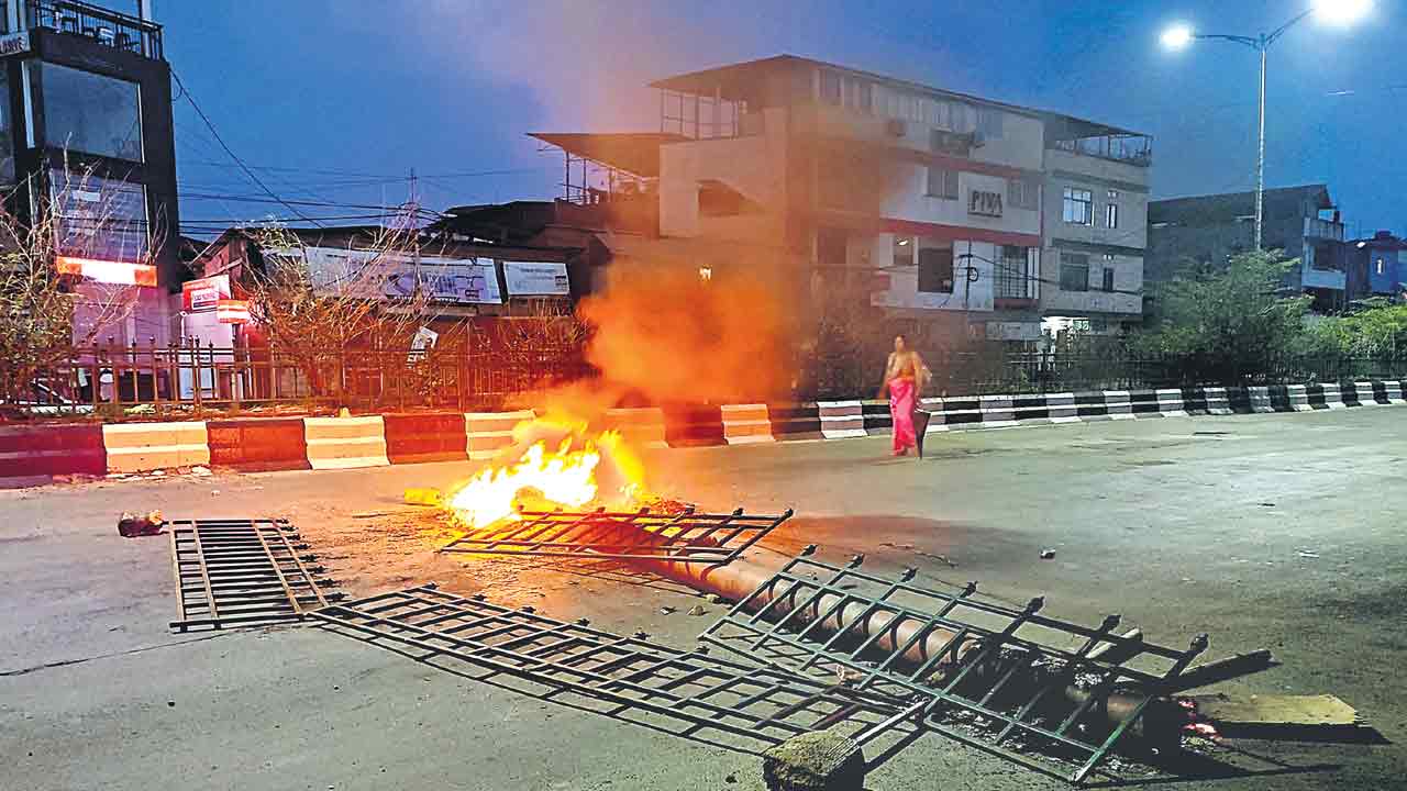 ఆరని మంటలు