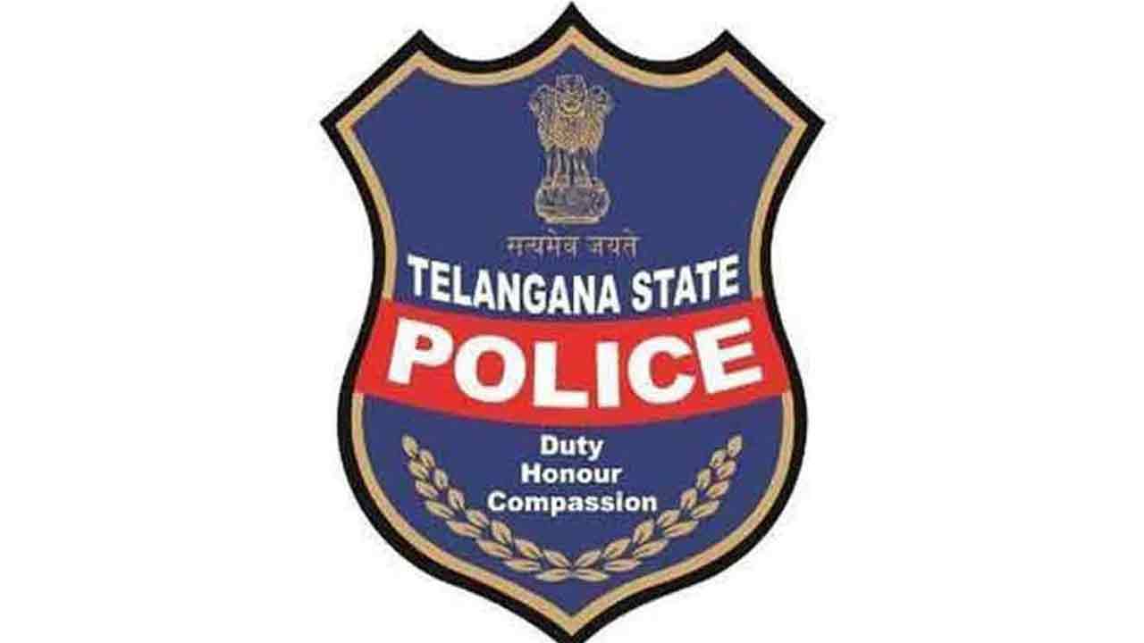 నెలలోపే వెయ్యి ఫోన్లు అప్పగింత