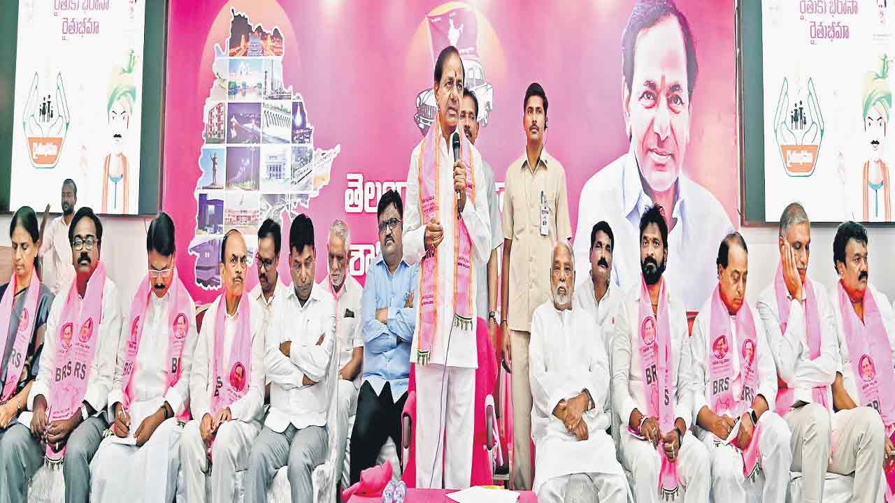 Telangana |  వజ్రపు తునక తెలంగాణ.. అంగరంగ వైభవంగా రాష్ట్ర ఆవిర్భావ దశాబ్ది ఉత్సవాలు: సీఎం కేసీఆర్‌