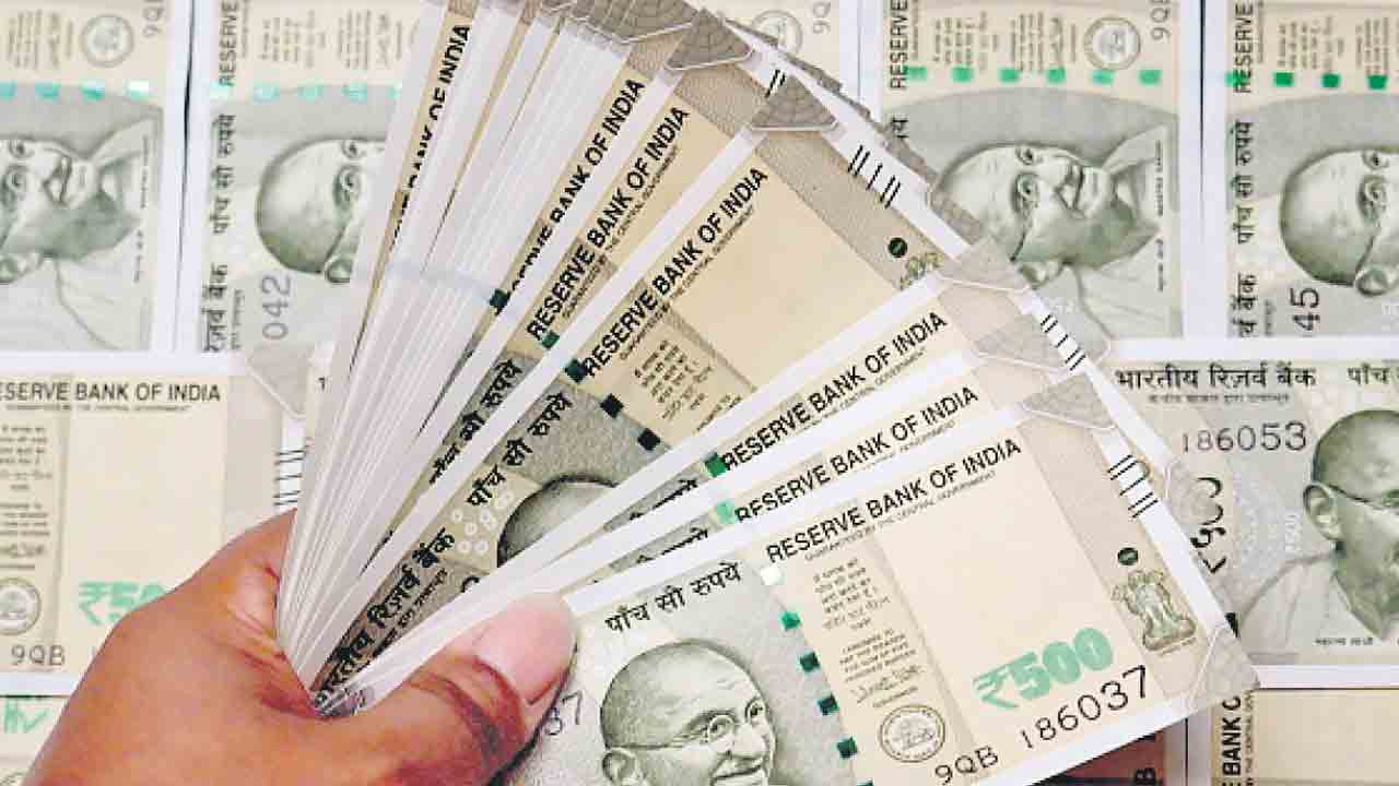 తొలి నెలలోనే 15 వేల కోట్లు